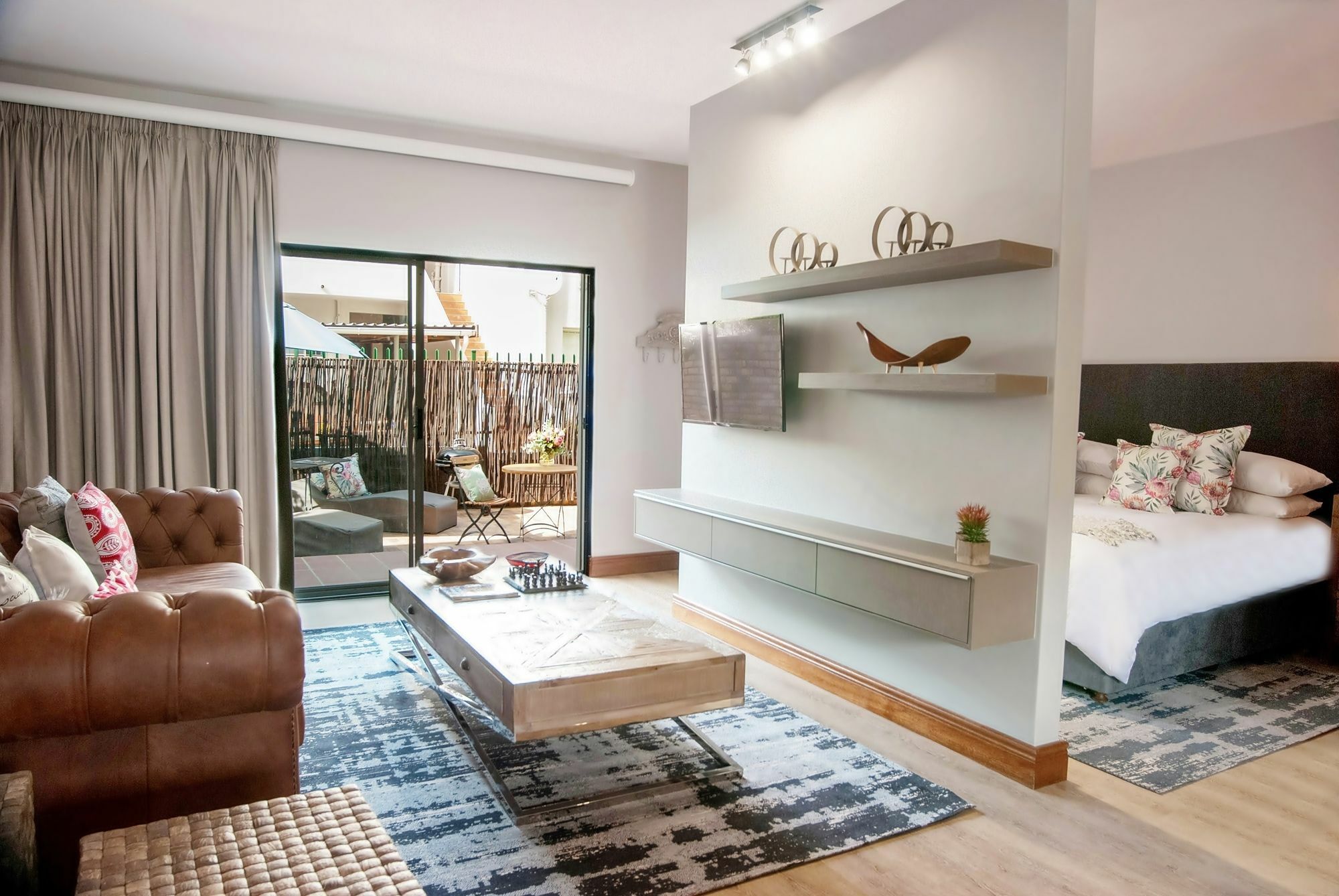 Avemore Vredehof No 3 Full Back Up Power Apartment *